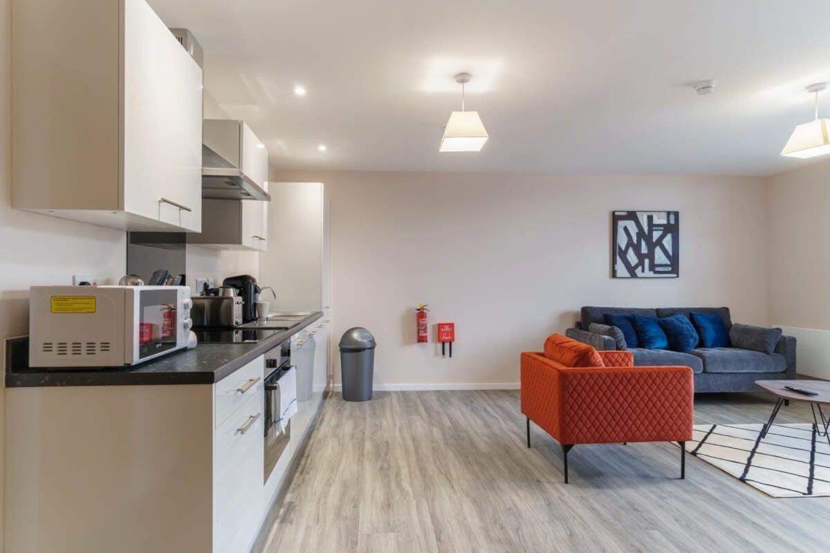Bright 2 Bed Apartment Manchester - Sleeps 4 Exterior photo